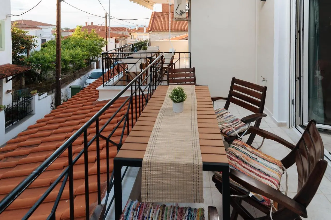 Ariana Apartments Polychrono