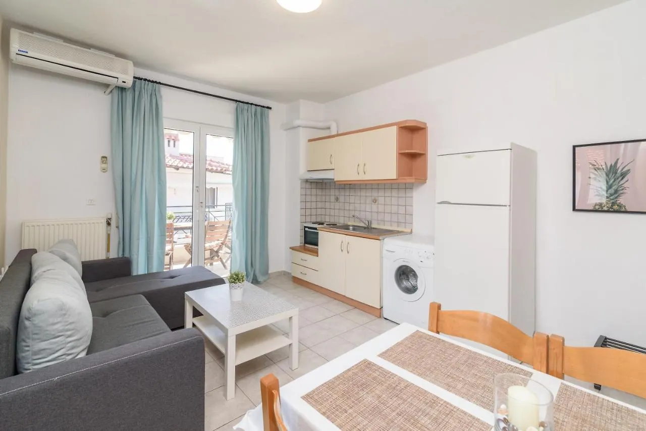 Ariana Apartments Polychrono